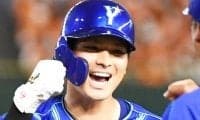 De神里にアクシデント 担架で搬送へ