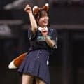 「可愛すぎて絶句した」エスコン降臨の美女、スカート揺らし衝撃のきつねダンス　ネット騒然「やっぱりメジャーアイドルは」「世界一可愛いきつねダンス」