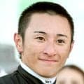 京都メーンの鞍馬Ｓで吉村誠之助騎手と岩田望来騎手が落馬　