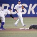 【ヤクルト】並木秀尊、二盗成功も…転倒し途中交代のアクシデント　２戦連続盗塁で逆転勝利貢献
