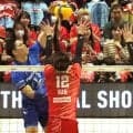 【バレー】初制覇狙う大阪Ｂが３-２でサントリーに逆転勝ち　頂上決戦は１-１で第３戦へ…ＳＶリーグ