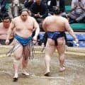 琴栄峰６勝「ここまで勝てているのが奇跡」若ノ勝との「負けたくない」埼玉栄同級生対決を制した