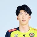 【男子バレー】堺ブレイザーズの山根大幸が振り返る"バレーにハマる瞬間" 中央大学ではライバルと「バチバチ」で成長