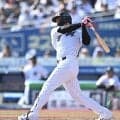 ロッテ・ソトが逆転３ラン　オリックス・曽谷から左翼席へ一撃