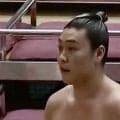「力士には見えない」「普通のお兄さん」超モデル体型のイケメン力士、破竹の4連勝 「ギャップがすごい」取組の迫力に驚き 