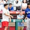 大谷翔平と菊池雄星が談笑　WBCで共闘した花巻東コンビ…最後は2ショット撮影