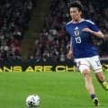 中村敬斗が明かす｢削られる覚悟｣でソックスを下げる本当の理由。三笘薫の負傷に揺れる日本代表、25歳が背負うW杯への誓い