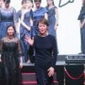 スタイリッシュに登場　ＳＡＧＡ久光の中田久美監督「選手に見せたかった景色」１０季ぶり指揮でＣＳ初制覇…ＳＶリーグ表彰式