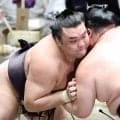 夏場所Ｖ争いは大混戦、10日目を終え１差に10人　同じ展開の２年半前は霧島が２度目の優勝