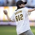 「可愛過ぎてつらい…」卓球・石川佳純、パドレスードジャース戦で始球式　ノーバウンド投球を披露「ナイスピッチでした！」