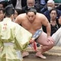 東前頭13枚目の琴栄峰も２敗キープ「いつも最高の状態で」物言いつく接戦制す　２ケタ勝利王手