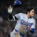大谷翔平　ヘルメット飛ばし激走！４戦連続マルチ、打率・２７２まで上昇　２０日、１カ月ぶりリアル二刀流出場