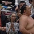41歳・玉鷲が「尋常じゃない」 劣勢から一気の逆襲劇を大山親方も絶賛「ここでダメかなと」流れを変えた“押し返し”…館内歓声やまず