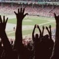 MLBでスタジアムを盛り上げる『タープ・オフ』ムーブメントとは？