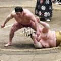 十両・尊富士が勝ち越し　師匠の元横綱・照ノ富士には「気を抜くなよ」