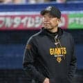 巨人が連勝７でストップ　首位燕との接戦落とし阿部政権下初、５年ぶり８連勝はならず　田中将が２敗目　九回の粘りに指揮官「明日に繋げます」
