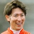丸山元気騎手が新潟１２Ｒで史上７０人目、現役２６人目となるＪＲＡ通算７００勝を達成　「あっという間に１８年が...」