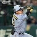 阪神ドラ１立石が先制２点打！「食らい付いて」敵地騒然の２試合連続マルチ安打　三回は中前打→球団ドラ１では１０年ぶりのデビューから４試合連続安打