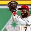 菅野登板試合で珍事…エ軍アデルが“HRアシスト”　グラブはじき頭部直撃→柵越え