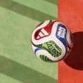北中米Ｗ杯の公式球は３か国共催を象徴したデザイン　過去最少のパネル数で飛行安定、判定支援チップ内蔵の機能充実　名前の由来は…