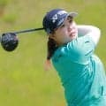 【女子ゴルフ】２０歳のルーキー倉林紅が首位の吉田鈴に並ぶ　１４年ぶりの優勝目指す木戸愛が１打差３位