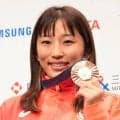 【レスリング】須崎優衣「乗り心地も最高」600万超の高級車との2ショットに「お似合い」