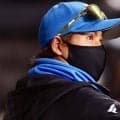 日本ハム・新庄監督がリクエスト成功　大塚の大飛球が３ランに覆る　場内大歓声　指揮官はハイタッチで祝福