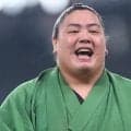 「ギャルピかわいい」１４時間フライトの疲れなし？一山本のピース連発に「相変わらずハイテンション」日本相撲協会一行が３１年ぶり公演のパリ到着