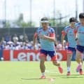 【Ｗ杯】オランダ戦へ朗報！　遠藤航がスパイク履いて全体練習復帰　ベース合宿地のナッシュビルＳＣの施設で初練習