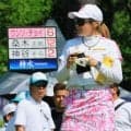 桑木志帆が首位浮上、３打差２位に韓国の14歳・金瑞娥、５打差３位に荒木優奈、山路晶ら