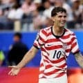 前半終了後に負傷交代した米国エースFWプリシックに心配の声　監督は「歩けなかった」