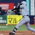 【阪神】森下翔太がさすがの野球センス見せる　とっさの左手タッチで一塁ベース駆け抜けセーフ