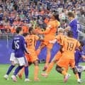 【Ｗ杯】日本再び追いつく！中村敬斗に続いて小川航基が豪快ヘッド→最後は鎌田大地が触る…オランダに２-２