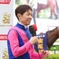 「凱旋門賞の有力候補としての地位を確固たるものに」「５７歳でもトップの座を維持」武豊騎手＆メイショウタバル連覇を海外メディアも称賛