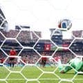 【W杯】ベルギーの“最強守護神”を打ち破った衝撃ゴラッソに「クルトワでも止められないのか」SNS騒然