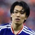 負傷交代の久保建英、SNS投稿が話題　試合後に車いす移動→ゴール中村敬斗の投稿を“イジる”