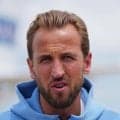 イングランドサポーター激怒　W杯初戦で首相批判チャント禁止、戦没者追悼旗も持ち込み不可