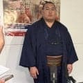 豊昇龍ら一般客と同じ便で帰国　座席は１席または２席　番付で異なる機内待遇