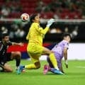 【Ｗ杯】「痛ましい歴史を繰り返した」韓国、“苦手”第２戦に痛恨ミスで敗戦　地元メディア「痛恨の守備のミス」「魔の第２戦」…キャッチミスのＧＫはＦＣ東京所属