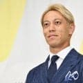 本田圭佑、黒ずくめで走り込み「No　days　off.」日本－チュニジア戦の開催地で汗流す
