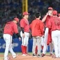 広島　大敗で今季ワースト借金１４　リーグ再開初戦は拙守重なって９失点