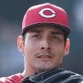 広島 0勝のターノックを中継ぎに転換
