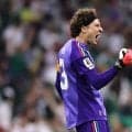 メキシコ40歳GKの“美しすぎるラスト”に世界中から反響「なんという瞬間」　レジェンドへの敬意込めた行動に大声援【北中米W杯】