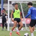 ＦＣ東京と契約更新の長友佑都、全体練習初合流　出場へ準備万端「そんなに時間はかからない感覚」