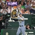 阪神・佐藤輝が通算１５０号「サポートいただいてここまで来られた」　七回にこの日２発目の今季２６号ソロ　七回に右中間へ　圧巻の１試合２本塁打　三回には右越え２５号ソロ