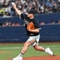 【オリックス】格闘家YA－MANが初の始球式　捕手経験があり同世代の若月のワンバン捕球に感動