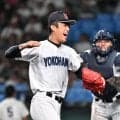 横浜　織田翔希「１球で球場の雰囲気を変えようと思った」　甲子園最速１５６キロ計測で無死満塁脱出　村田監督「お客さんを変えるピッチャーに育った」
