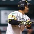 ソフトバンク快勝で連敗３でストップ　五回に近藤が右翼フェンス直撃の先制タイムリー　松本晴が５回無失点　小久保監督「今日負けるのと勝つのでは大違い」