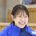 吉田知那美、赤ずきんちゃん風ファッションでビールぐびぐびにファン「可愛いです」