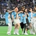 【西武】Hearts2Heartsが試合前にパフォーマンス「100点です！」JIWOO